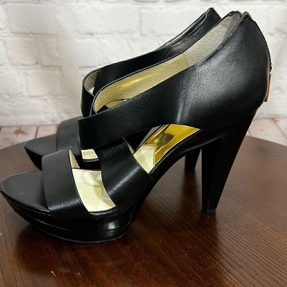 9.5 Michael by Michael Kors cross cross leather sandals with platform heels nwob - Picture 6 of 10